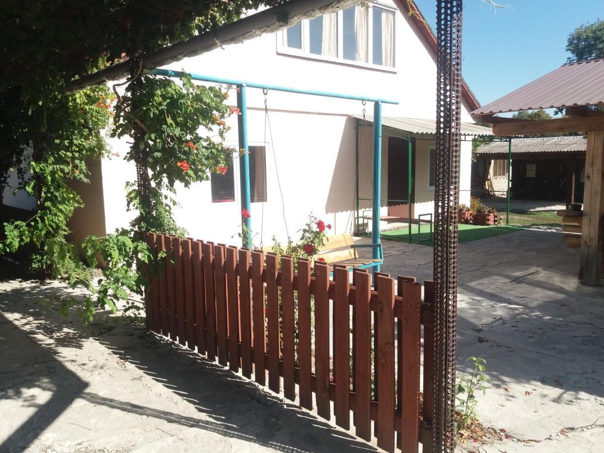 Садиба Зеленого Туризму «Золота Рибка» Medvedevka Εξωτερικό φωτογραφία